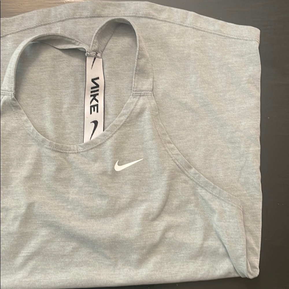 Nike workout tank